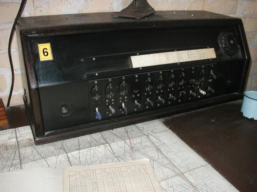 Zapojovač stolný klapkový AIDA typ 5 FP 18020