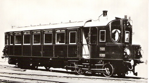  Parný motorový vozeň 1.401 KKStB, M 223.001 ČSD. Pohľad zprava zpredu. Anon., 1908. 147 x 88 - pohľadnica Pressfoto Praha 