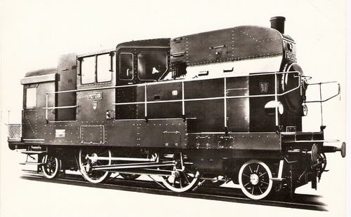  Parný motorový vozeň M 273.101 SŽ. Pohľad zprava zpredu. Anon., 1940. 147 x 95 - pohľadnica Pressfoto Praha 