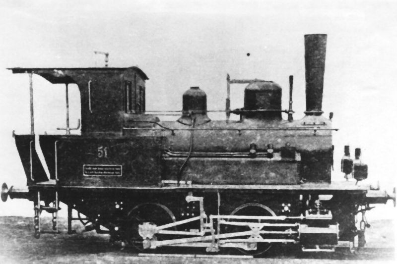  Parný rušeň IV - 51 KsOd. Pohľad zprava. Anon., cca 1880. Repro: K. Vaculovič. 170 x 115. 