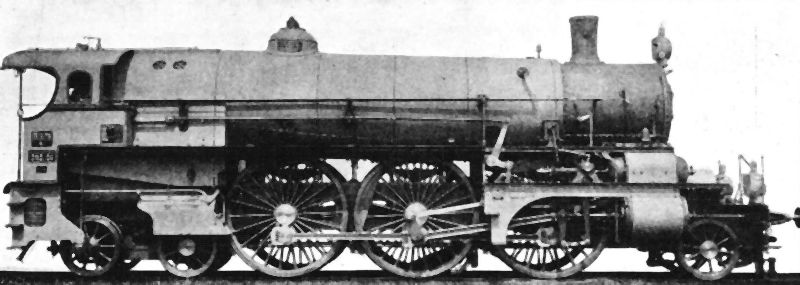  Parný rušeň 210.01 KKStB bez tendra. Pohľad zprava. Foto: Anon., cca 1908. Repro: K. Vaculovič. 158 x 57 