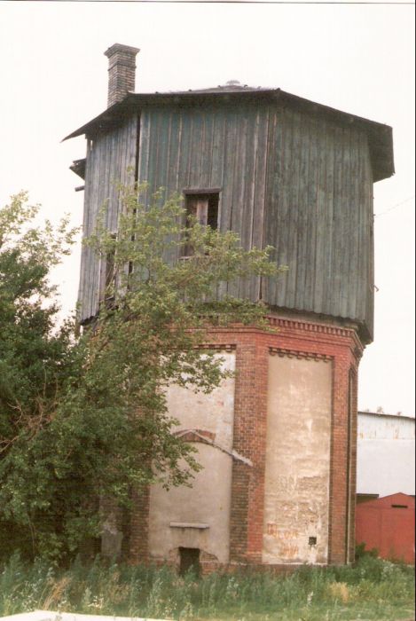  Bratislava-Vajnory - vodáreň. Pohľad v osi koľaje od Rače. Foto: M. Entner, 7.1994. 126 x 178, COLOR 